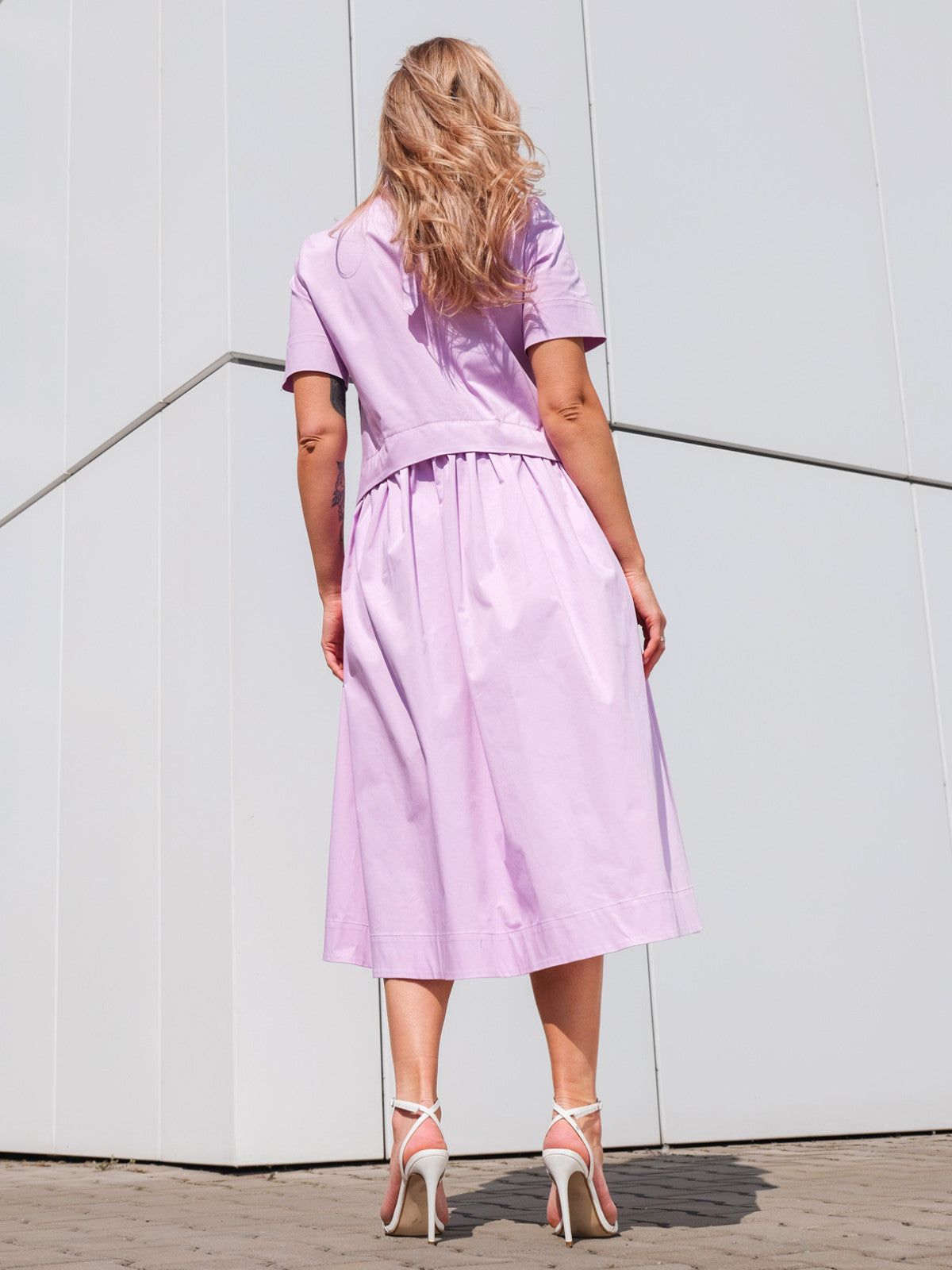 Sukienka bawełniana midi z guzikami EyeForFashion