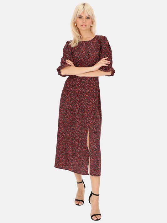 Czarna sukienka midi w czerwone kwiatuszki Eye For Fashion Abbi