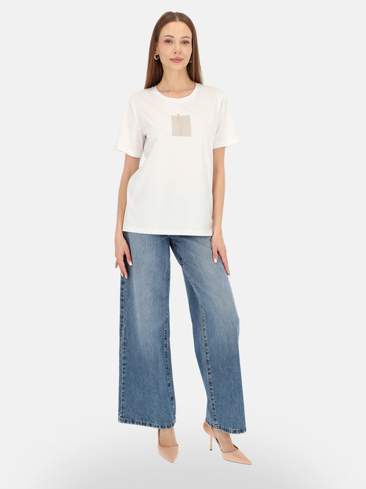 Elegancki biały bawełniany t-shirt z połyskującym nadrukiem Brunona