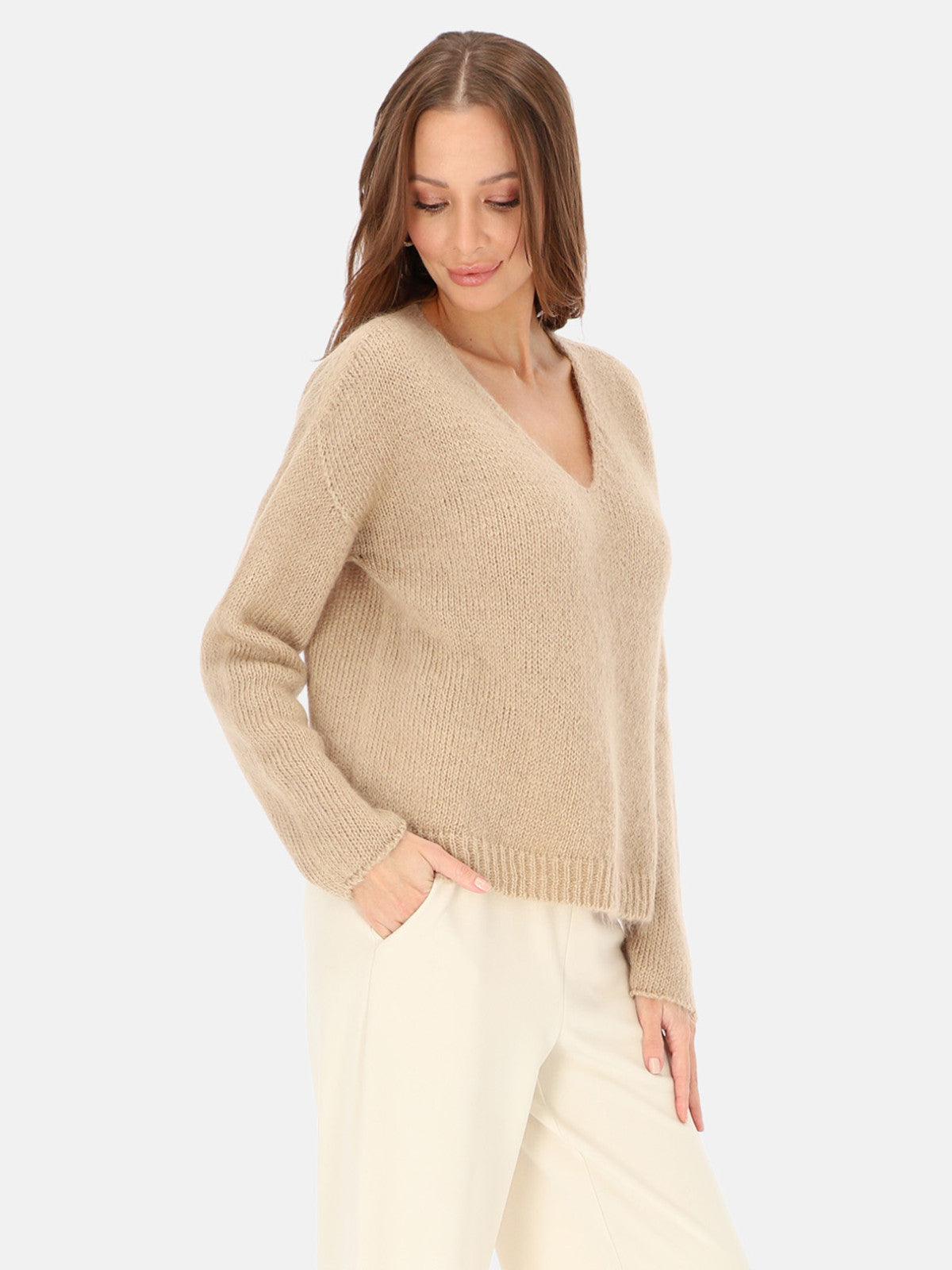 Beżowy sweter z włoskiej dzianiny z moherem L’AF Nelli