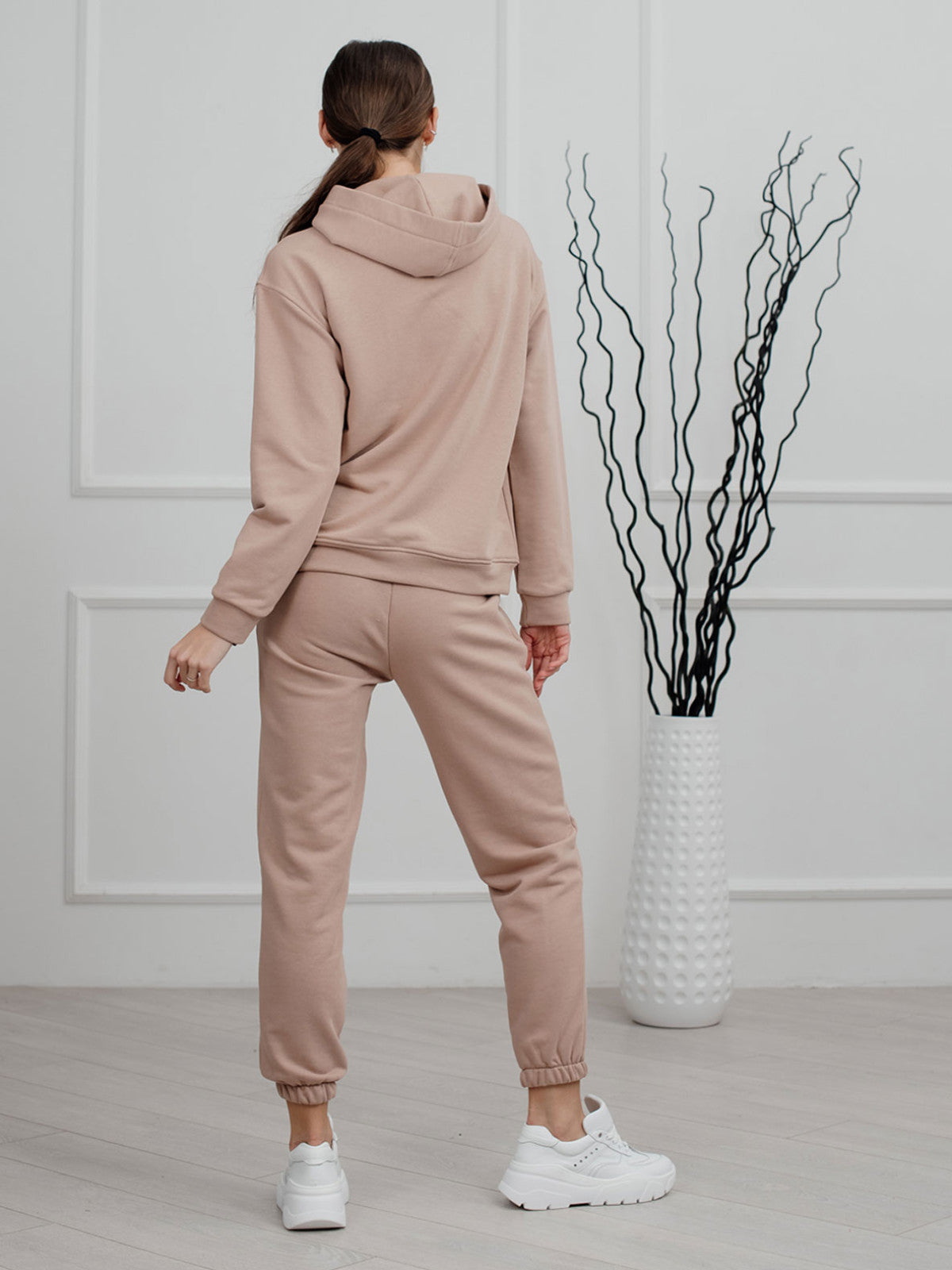 Bluza z kapturem i kieszenią kangurką Azuri