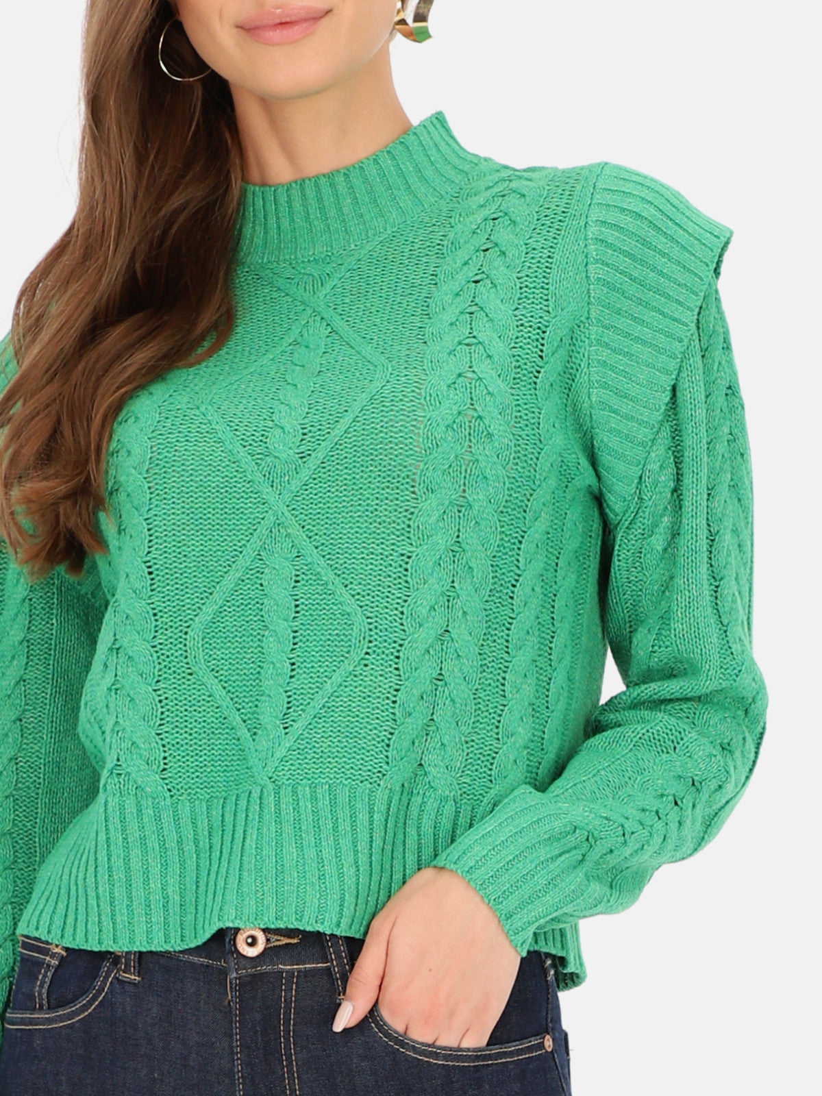 Miękki sweter z falbanką na ramionach Eye For Fashion Karola