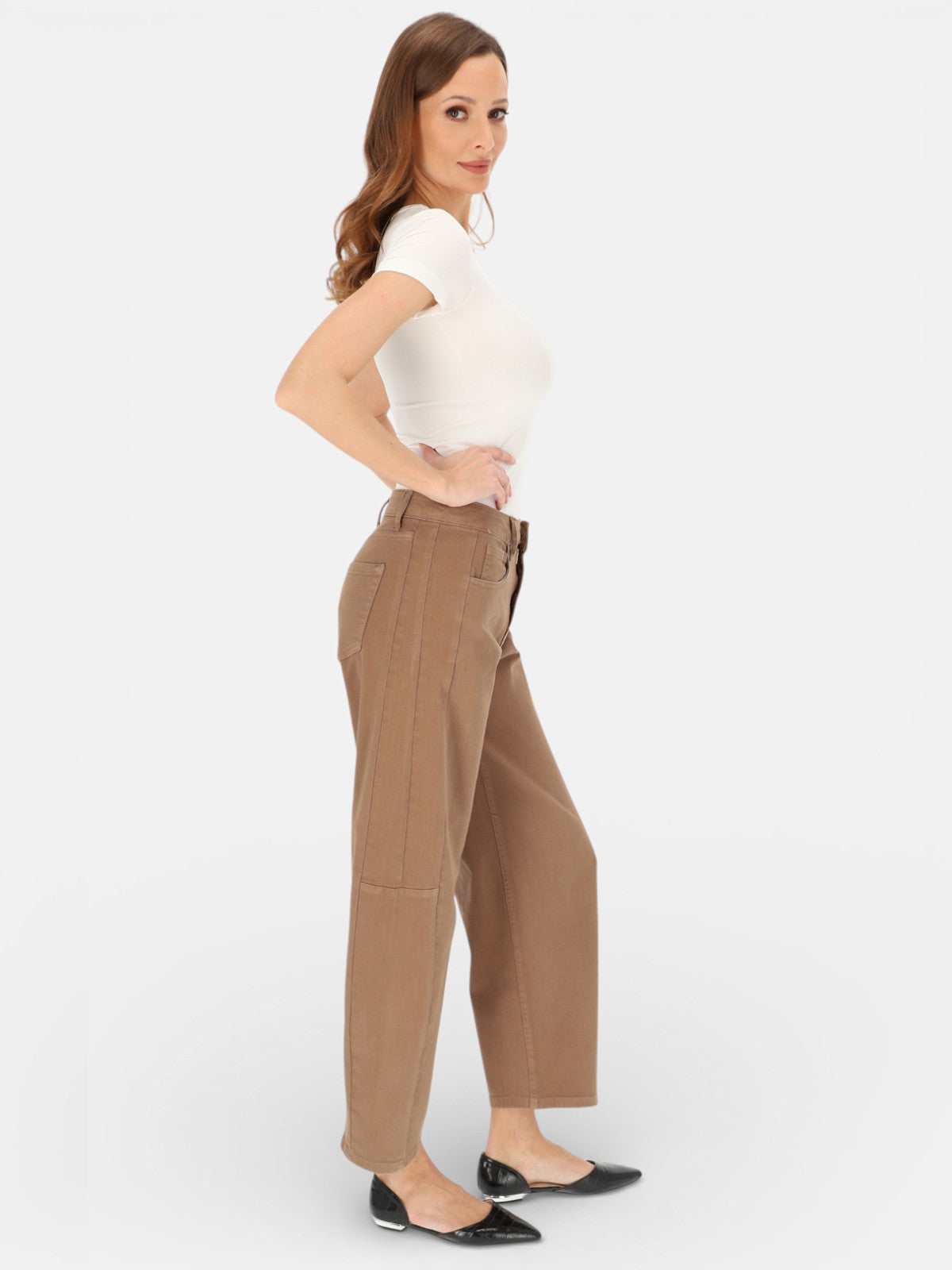 Brązowe jeansy damskie slouchy L’AF Mario