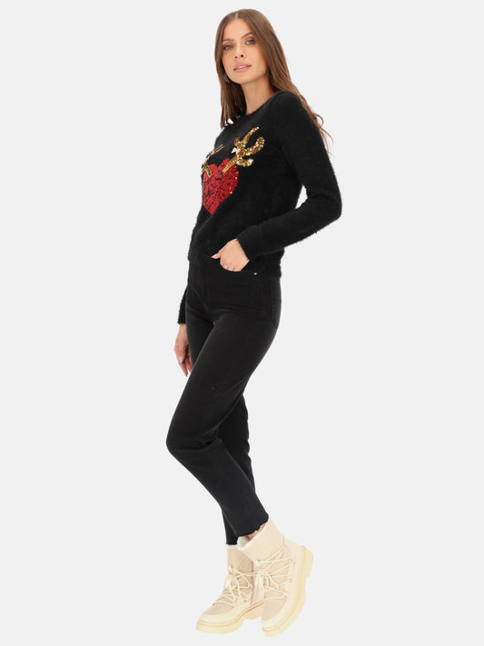 Czarny sweter z włochatej przędzy z aplikacją Eye For Fashion Jessi