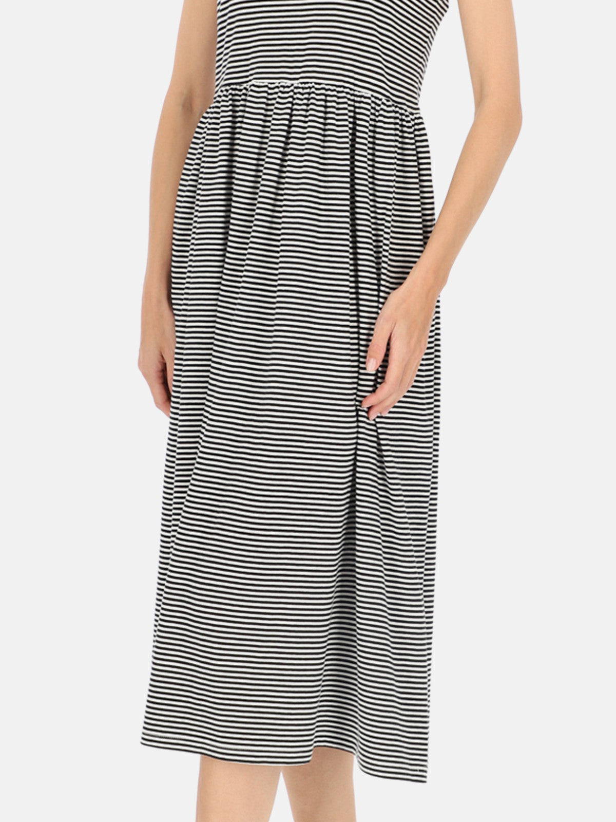 Sukienka midi w paski czarno-białe Eye For Fashion Ida