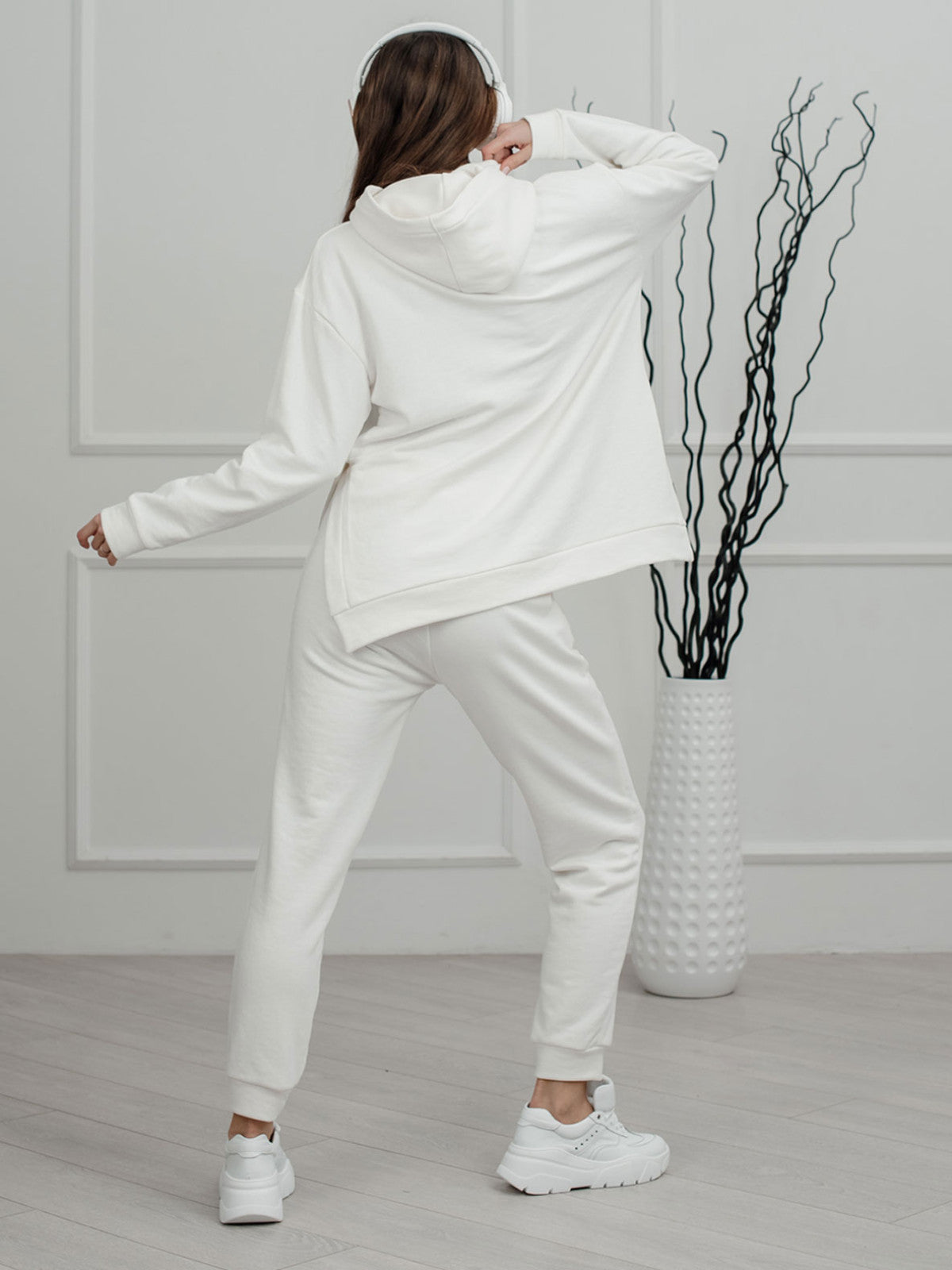 Bluza z kieszenią i rozcięciami Azuri