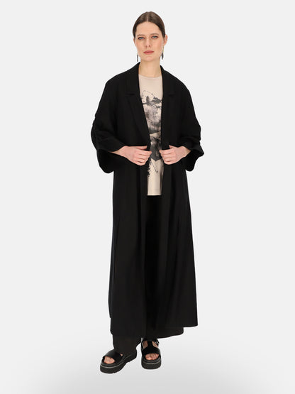 Czarny lniany płaszcz damski maxi z paskiem Eye For Fashion