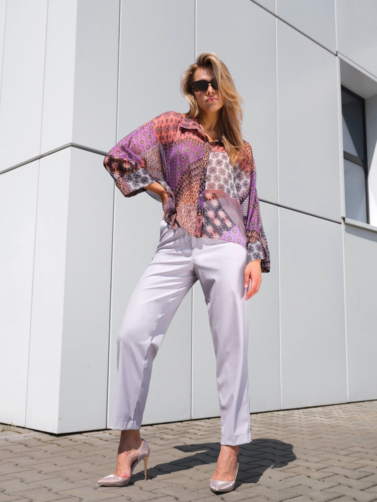 Koszula damska z transparentnej tkaniny w patchworkowy print EyeForFashion