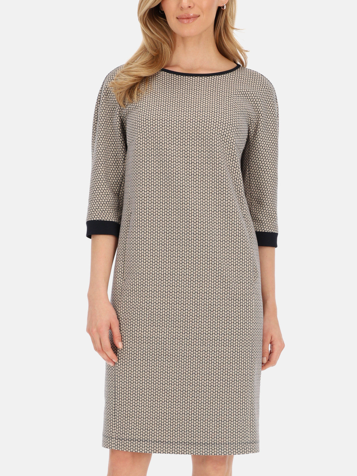 Elegancka sukienka w geometryczny wzór honeycomb Potis & Verso Elena