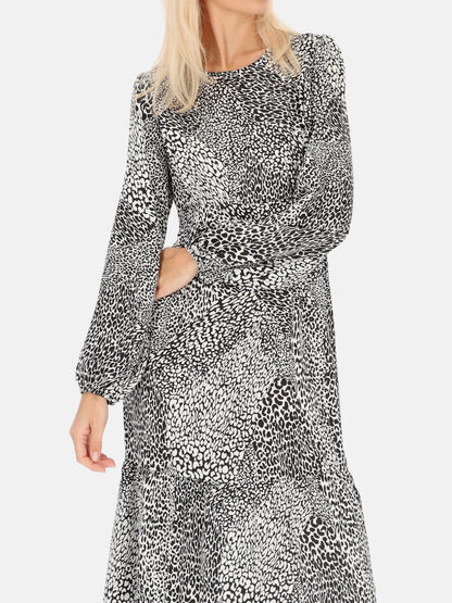 Czarno-biała sukienka midi ze wzorem w panterkę Eye For Fashion Emi