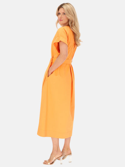 Żólta sukienka midi z paskiem w talii Eye For Fashion