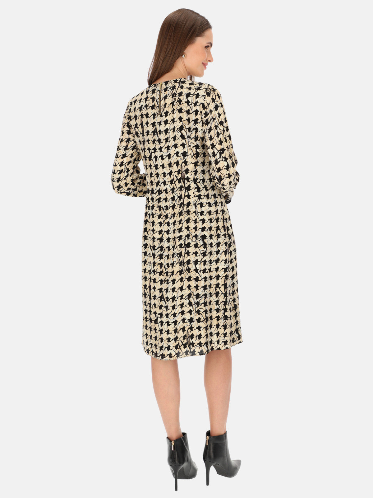 Wizytowa sukienka trapezowa z długim rękawem midi L'AF Stefani